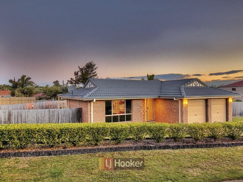 40 Pinedale Crescent, Parkinson QLD 4115