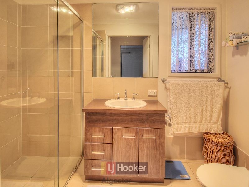 17 Watheroo Place, Parkinson QLD 4115