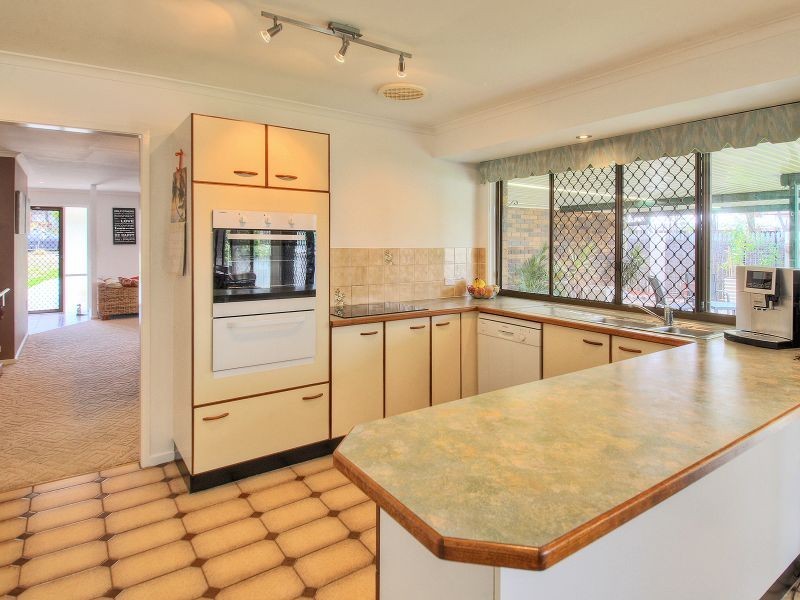 18 Bangalow Street, Algester QLD 4115