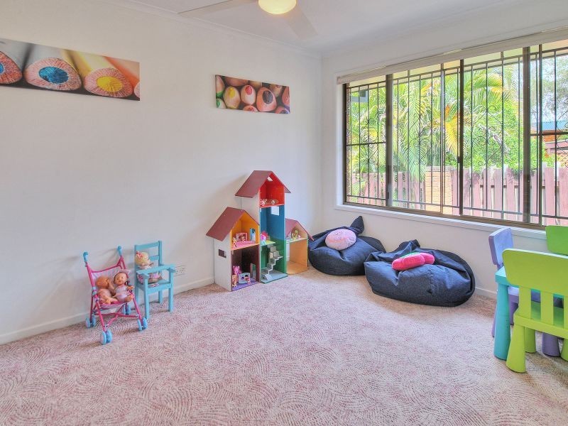 18 Bangalow Street, Algester QLD 4115