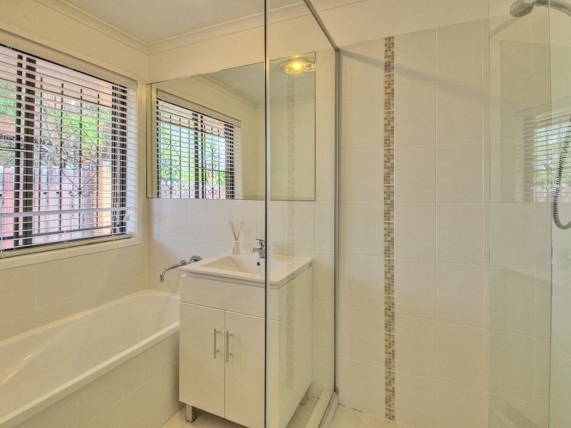 18 Bangalow Street, Algester QLD 4115