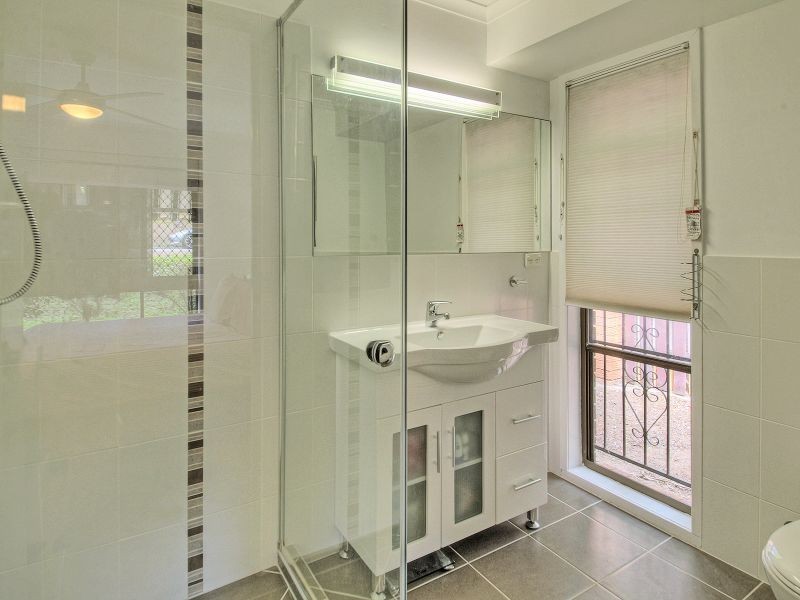 18 Bangalow Street, Algester QLD 4115