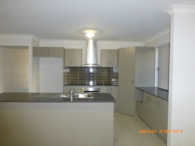 46 The Avenue, Heathwood QLD 4110