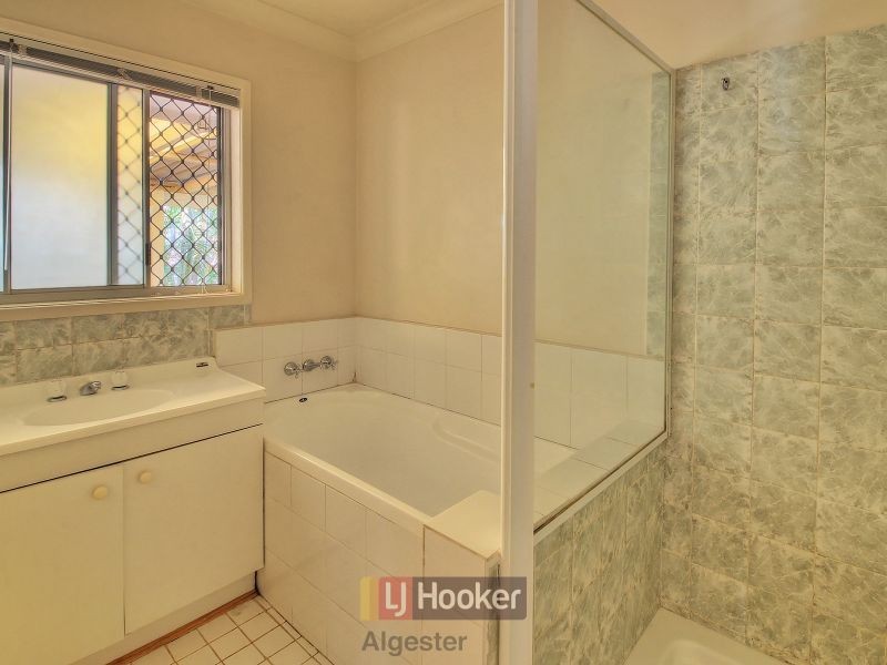 24 Tulip Street, Daisy Hill QLD 4127