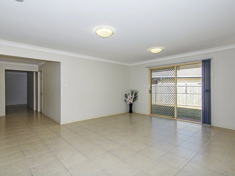 30 Lillydale Place, Calamvale QLD 4116