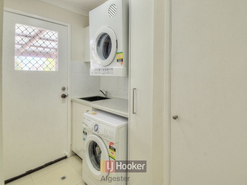 8 Elm Court, Browns Plains QLD 4118