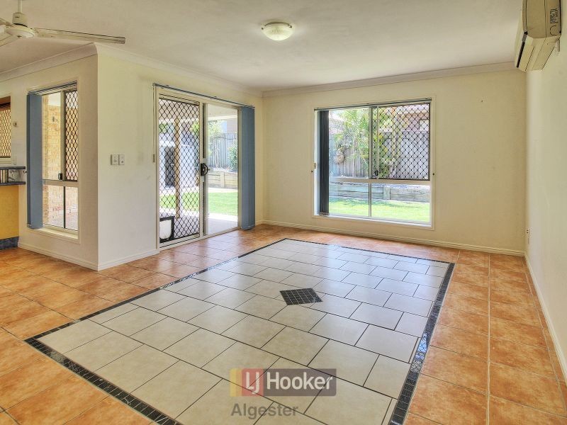 32 Central Street, Calamvale QLD 4116