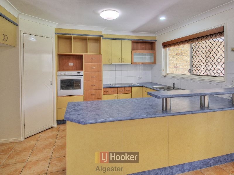 32 Central Street, Calamvale QLD 4116