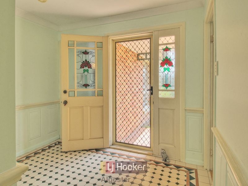 1 Ashford Place, Parkinson QLD 4115