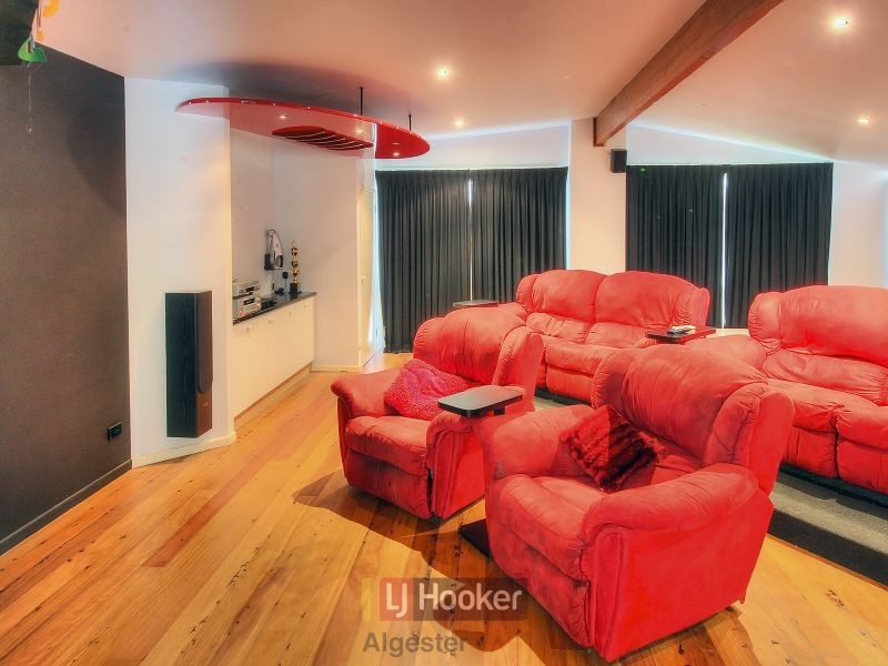 64 Laxton Road, Pallara QLD 4110