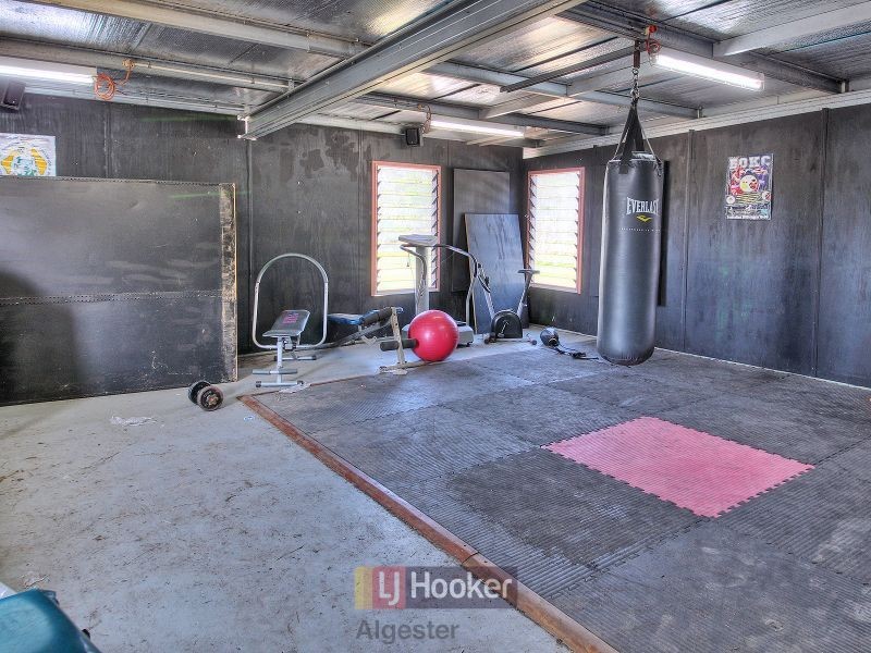 64 Laxton Road, Pallara QLD 4110