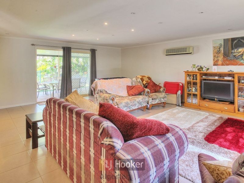 21 Taupo Place, Parkinson QLD 4115