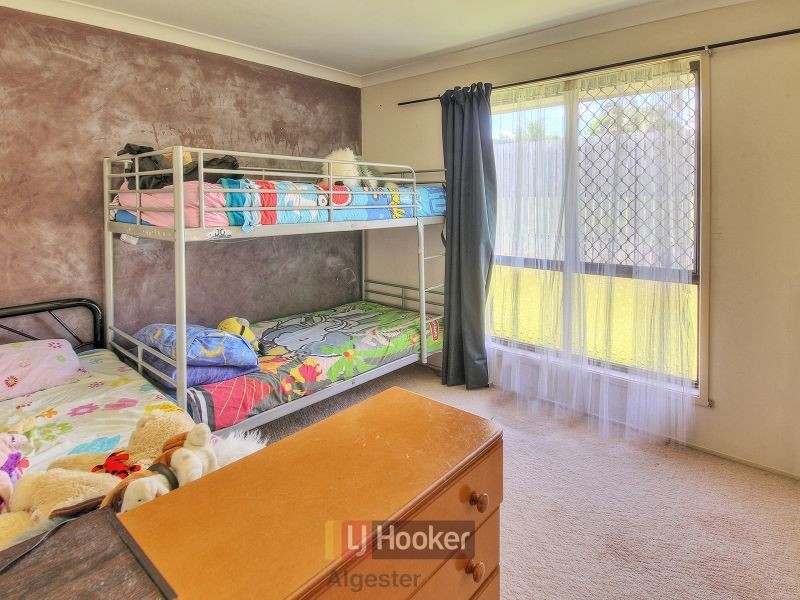 16 Mayfair Drive, Browns Plains QLD 4118