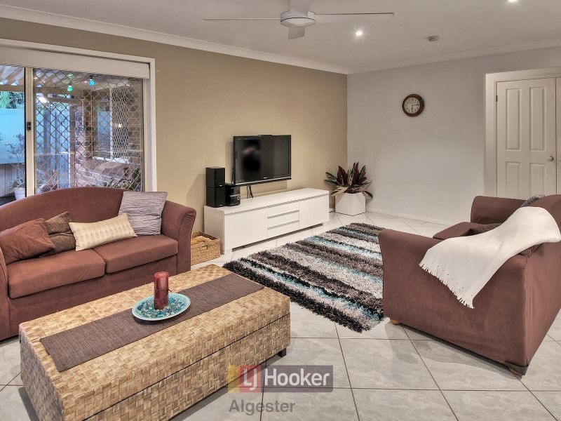 23 Janarde Place, Parkinson QLD 4115