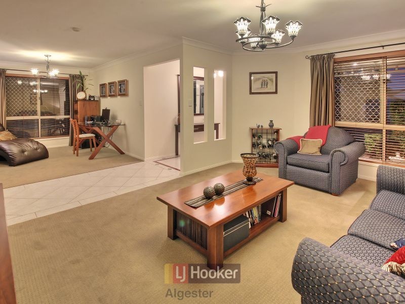 23 Janarde Place, Parkinson QLD 4115