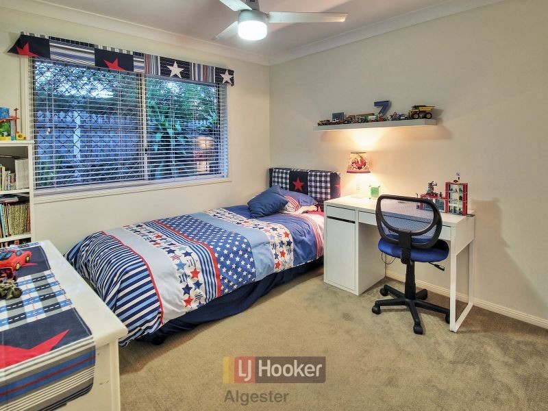 23 Janarde Place, Parkinson QLD 4115