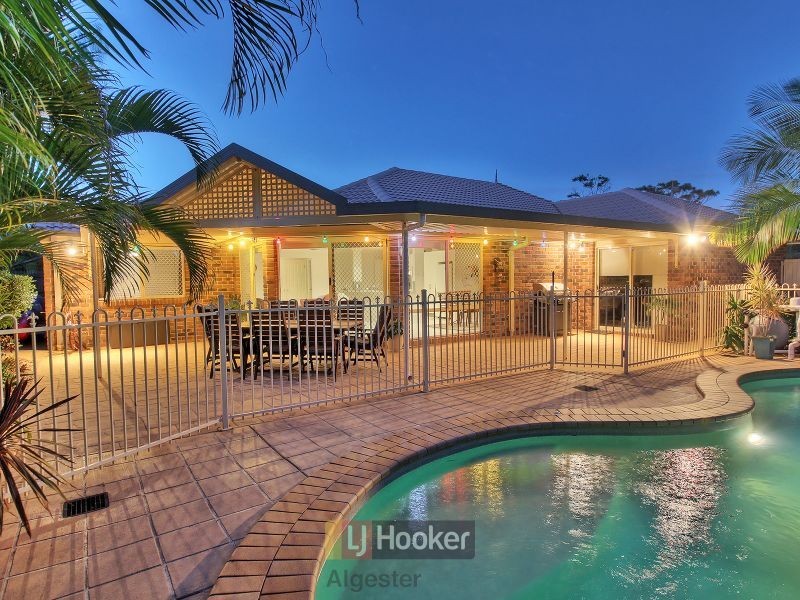 23 Janarde Place, Parkinson QLD 4115