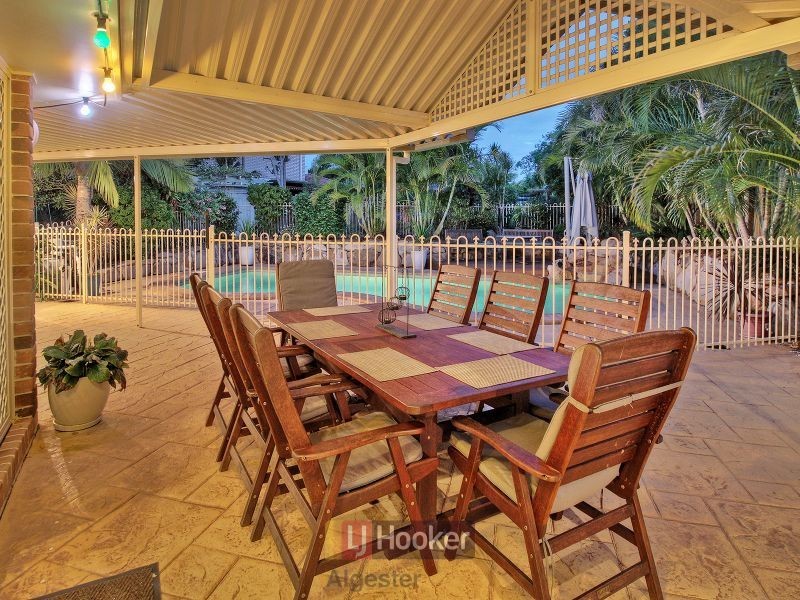 23 Janarde Place, Parkinson QLD 4115