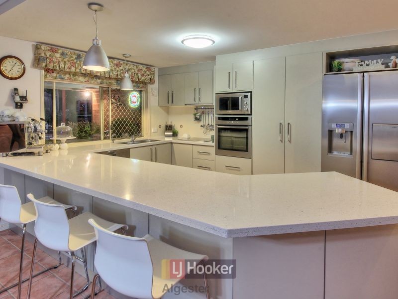 20 Strathaird Place, Parkinson QLD 4115