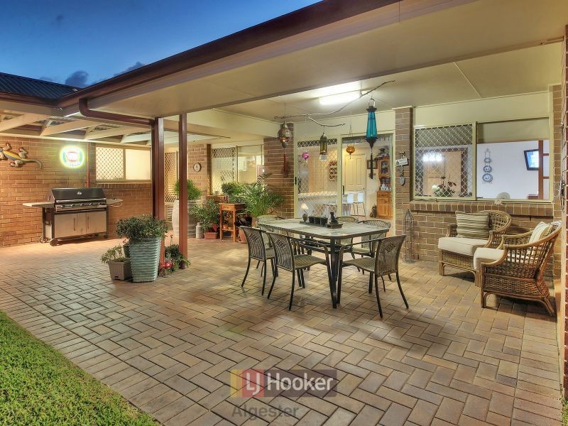 20 Strathaird Place, Parkinson QLD 4115