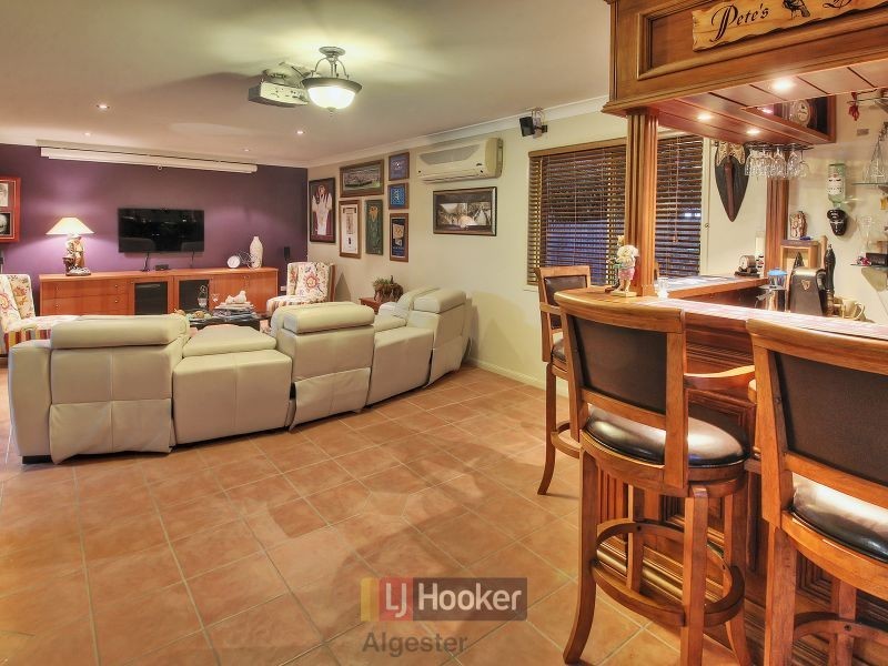 20 Strathaird Place, Parkinson QLD 4115