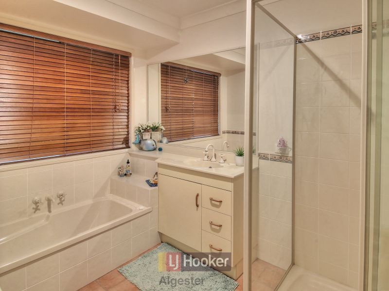 20 Strathaird Place, Parkinson QLD 4115