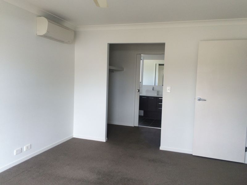 4 Kooyonga Place, Brookwater QLD 4300