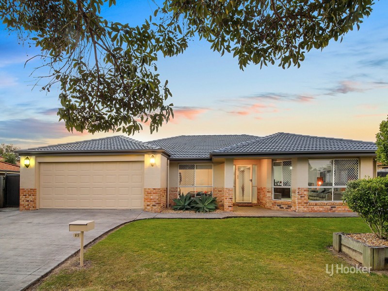 85 Oakview Street, Parkinson QLD 4115