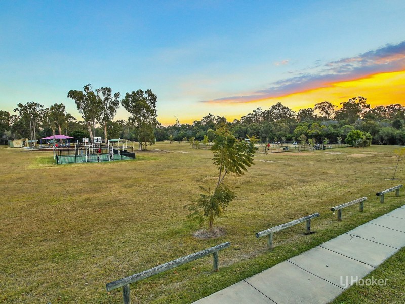 85 Oakview Street, Parkinson QLD 4115