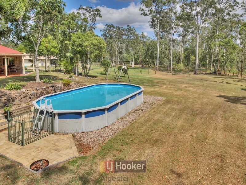 64 Bellenden Close, Munruben QLD 4125