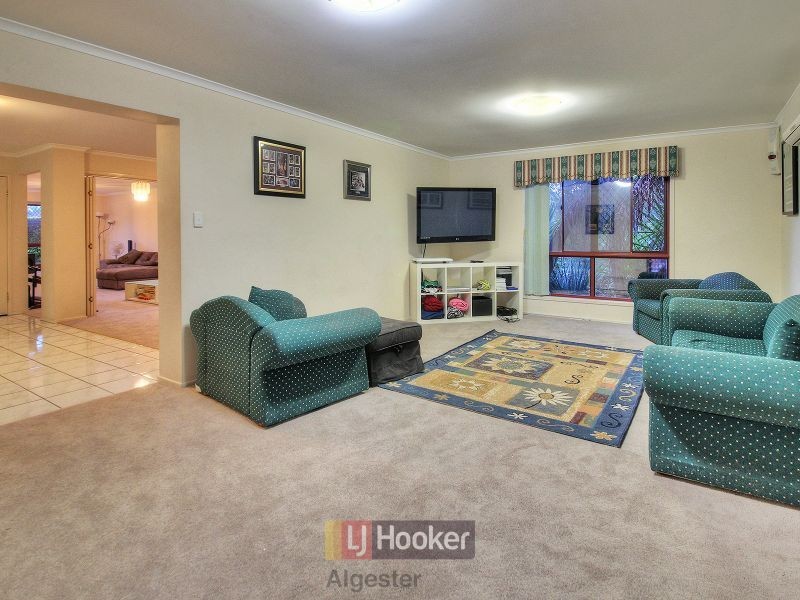 116 Glenfield Street, Parkinson QLD 4115