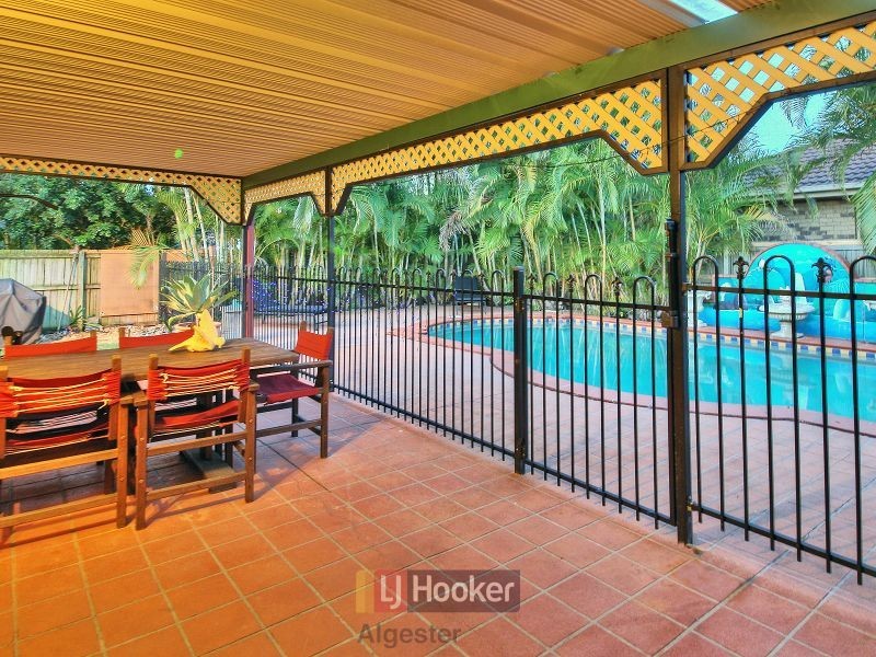 116 Glenfield Street, Parkinson QLD 4115