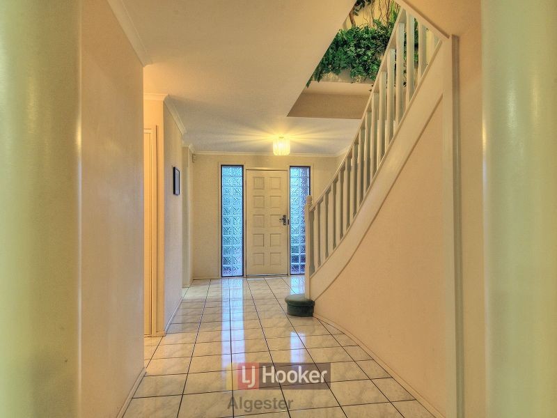 116 Glenfield Street, Parkinson QLD 4115