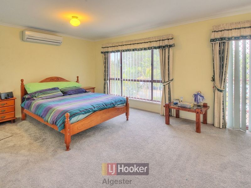 116 Glenfield Street, Parkinson QLD 4115