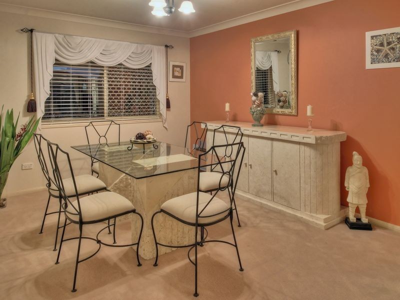 20 Strathaird Place, Parkinson QLD 4115