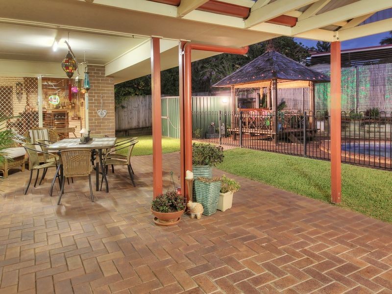 20 Strathaird Place, Parkinson QLD 4115