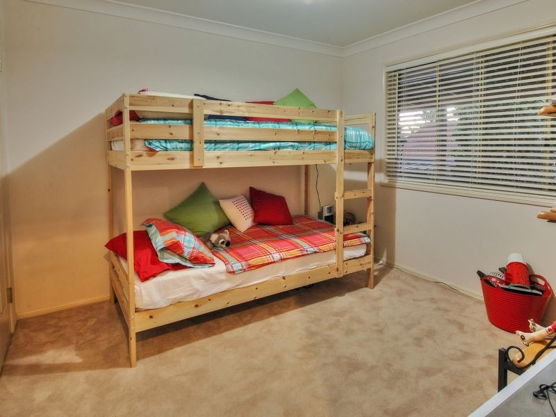 20 Strathaird Place, Parkinson QLD 4115