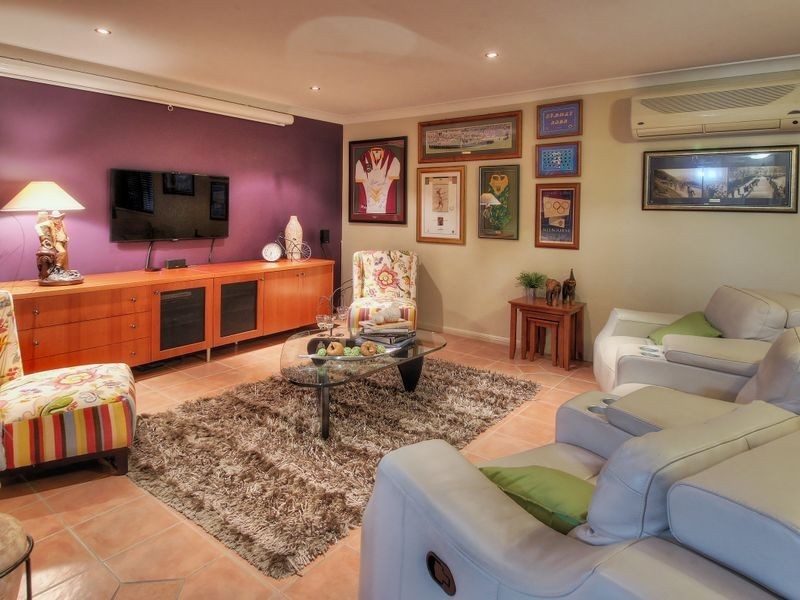 20 Strathaird Place, Parkinson QLD 4115