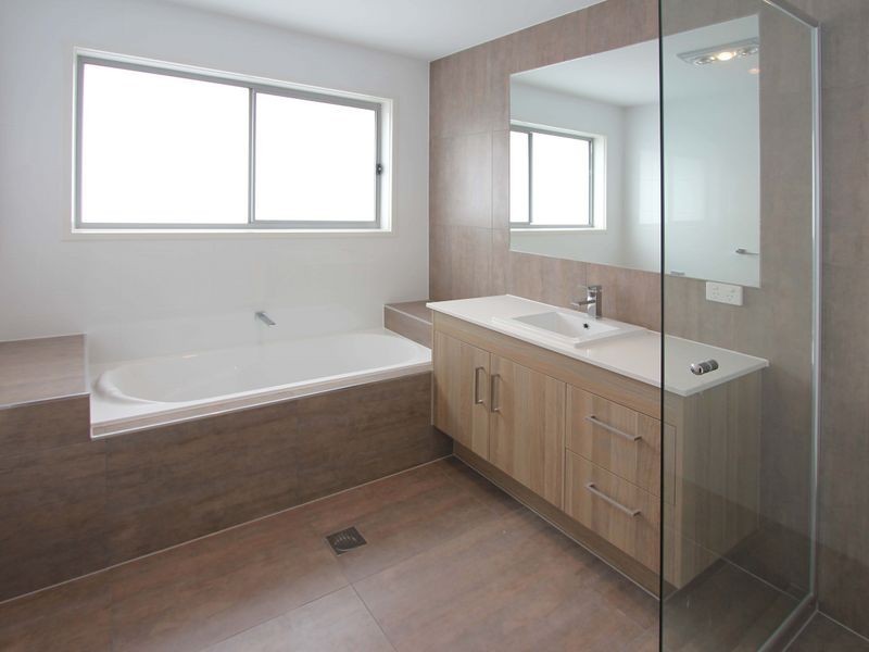 47 Francis Avenue, Rochedale QLD 4123