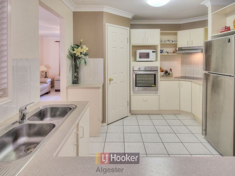 3 Majestic Court, Regents Park QLD 4118