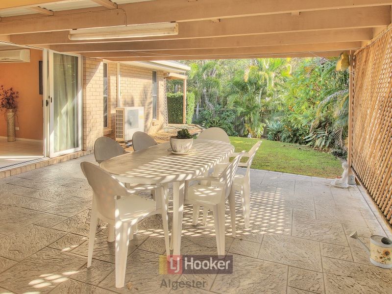 3 Majestic Court, Regents Park QLD 4118