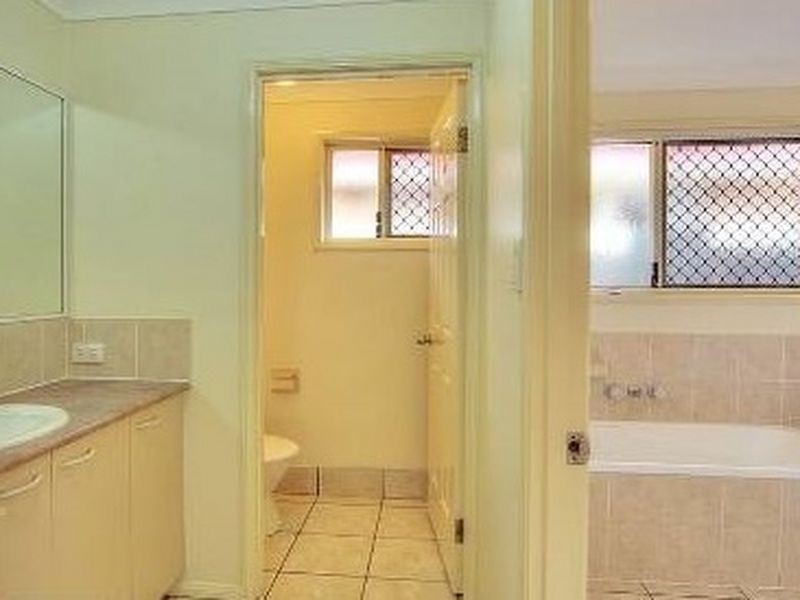 35 Besline Street, Kuraby QLD 4112