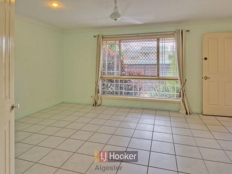 1 Ashford Place, Parkinson QLD 4115