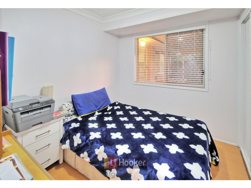 8 Dewick Court, Calamvale QLD 4116