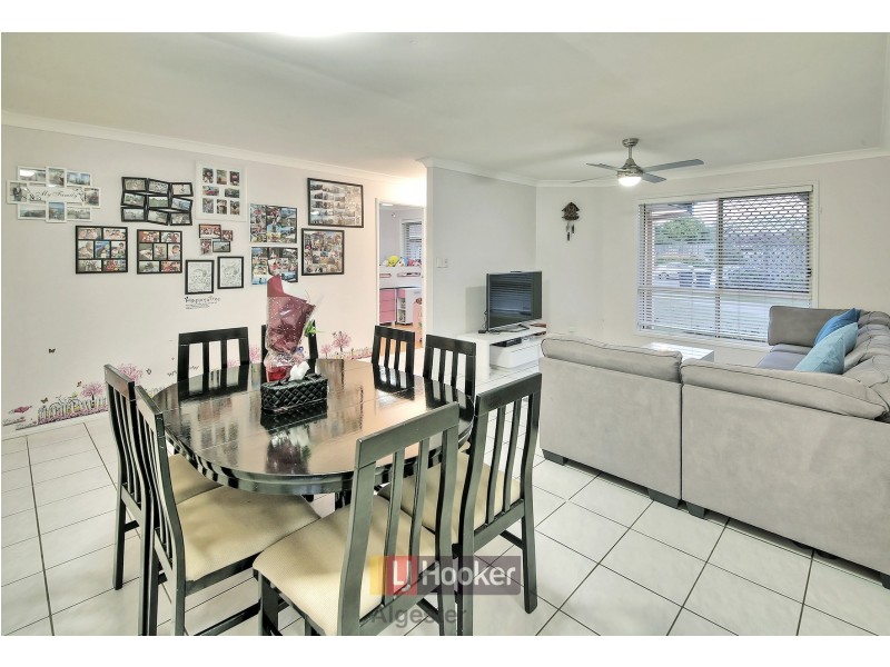 8 Dewick Court, Calamvale QLD 4116