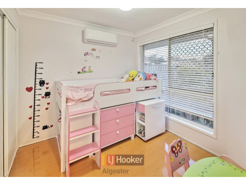 8 Dewick Court, Calamvale QLD 4116