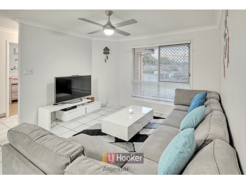 8 Dewick Court, Calamvale QLD 4116