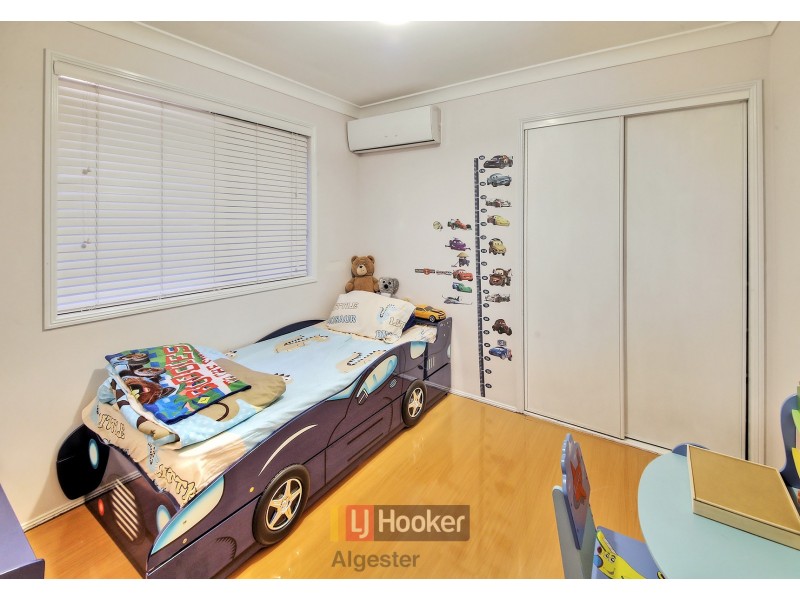 8 Dewick Court, Calamvale QLD 4116