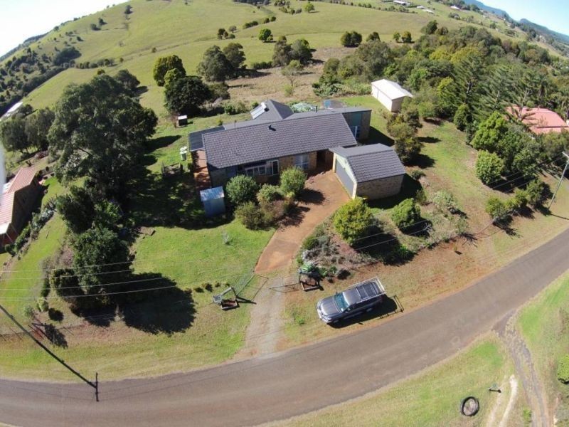 84 Doncaster Drive, Beechmont QLD 4211