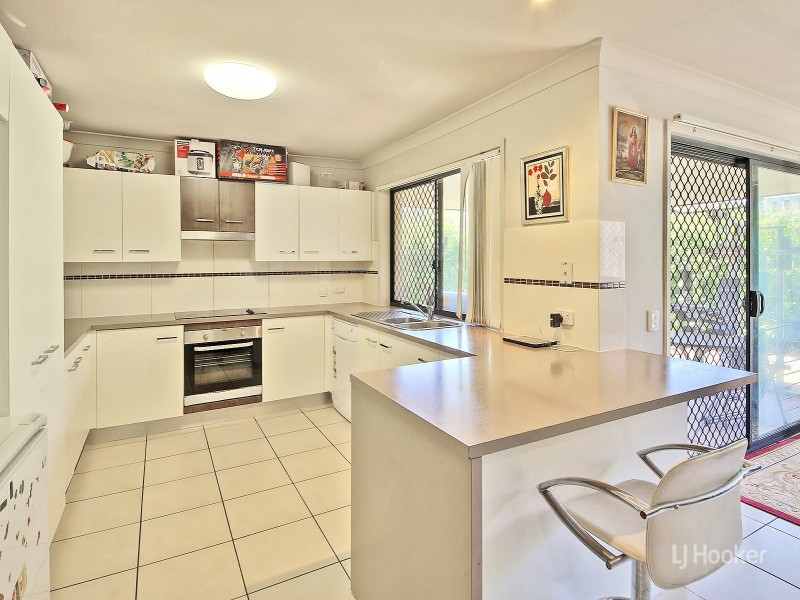6 Budawang Street, Parkinson QLD 4115